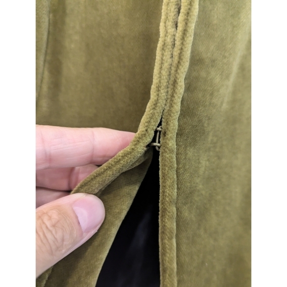 J. Crew Ecole Olive Green Velvet Hook Front Blazer Size 0 - Picture 2 of 7
